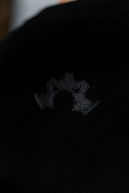 Minimalist black tee—an essential wardrobe staple

