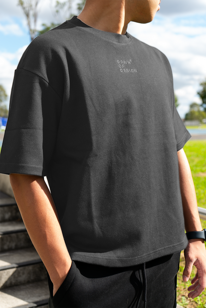 Soft cotton, oversized fit, grey tee is your daily sorted