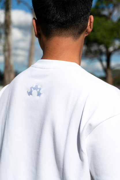 Detailed DOD logo feature in white boxy tshirt 